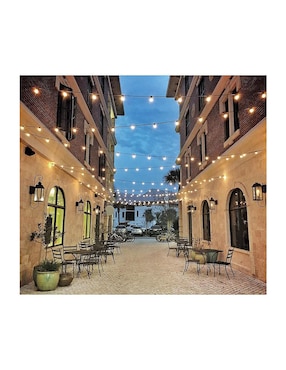 Serie LED Truper Volteck SL-7L con 12 focos