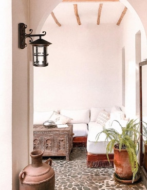 Arbotante Incandescente y LED Calux