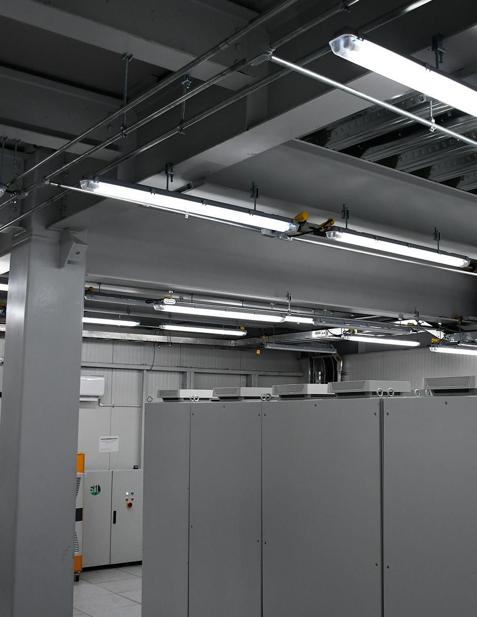 Lámpara LED 4