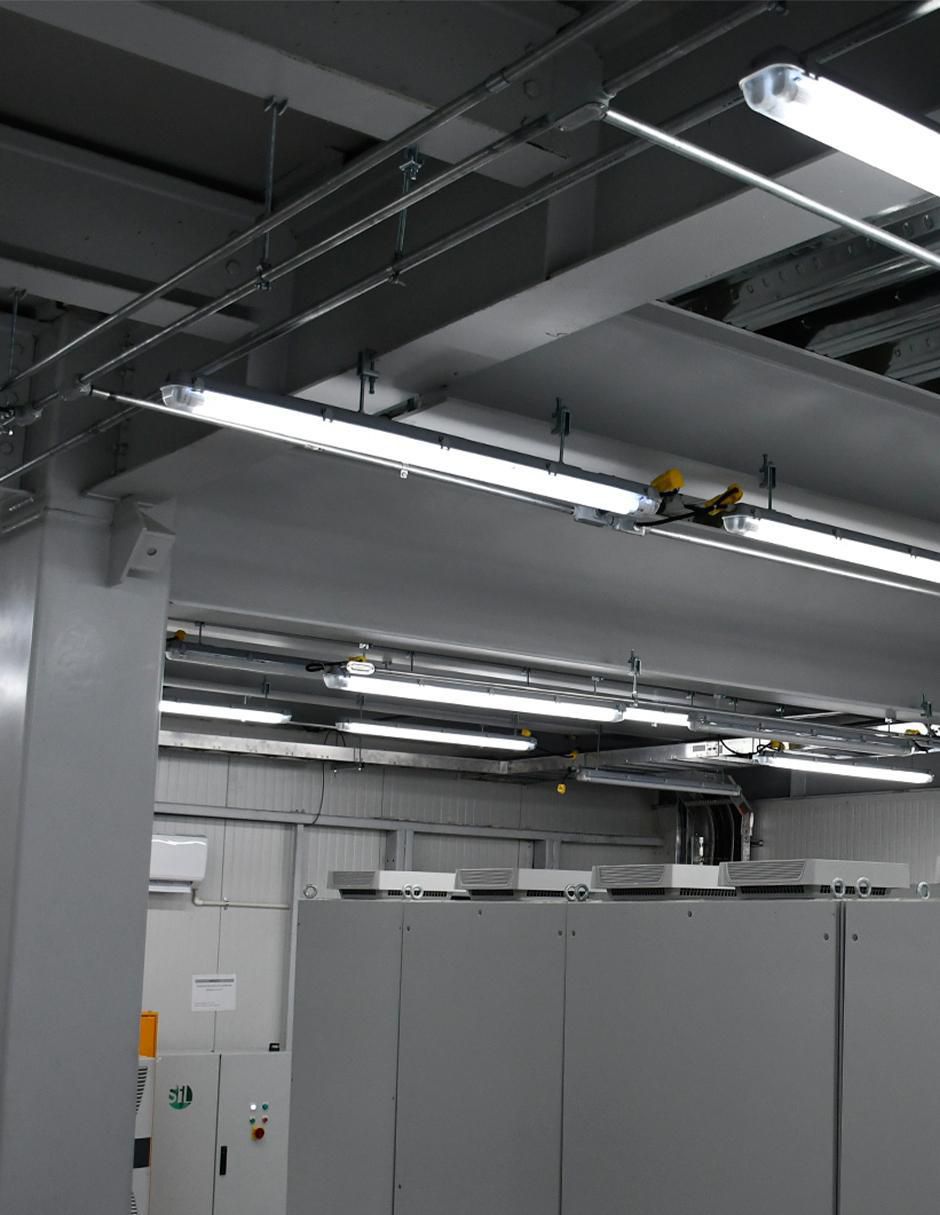 Lámpara LED 4