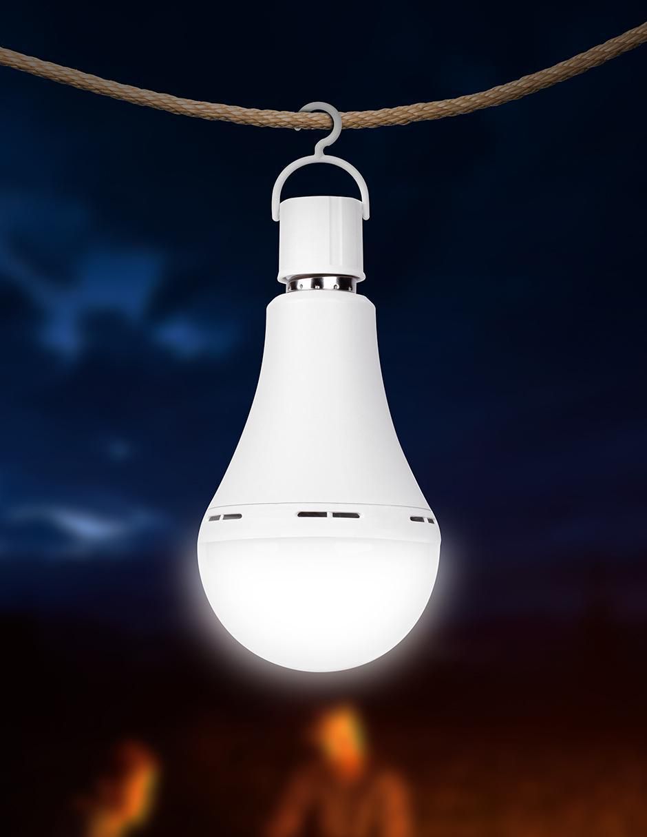 Foco de emergencia 5 W de consumo 10 W de iluminación 850 lúmenes 6
