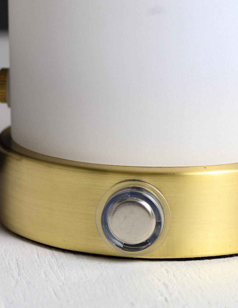 Lámpara de mesa LED Monavi 4