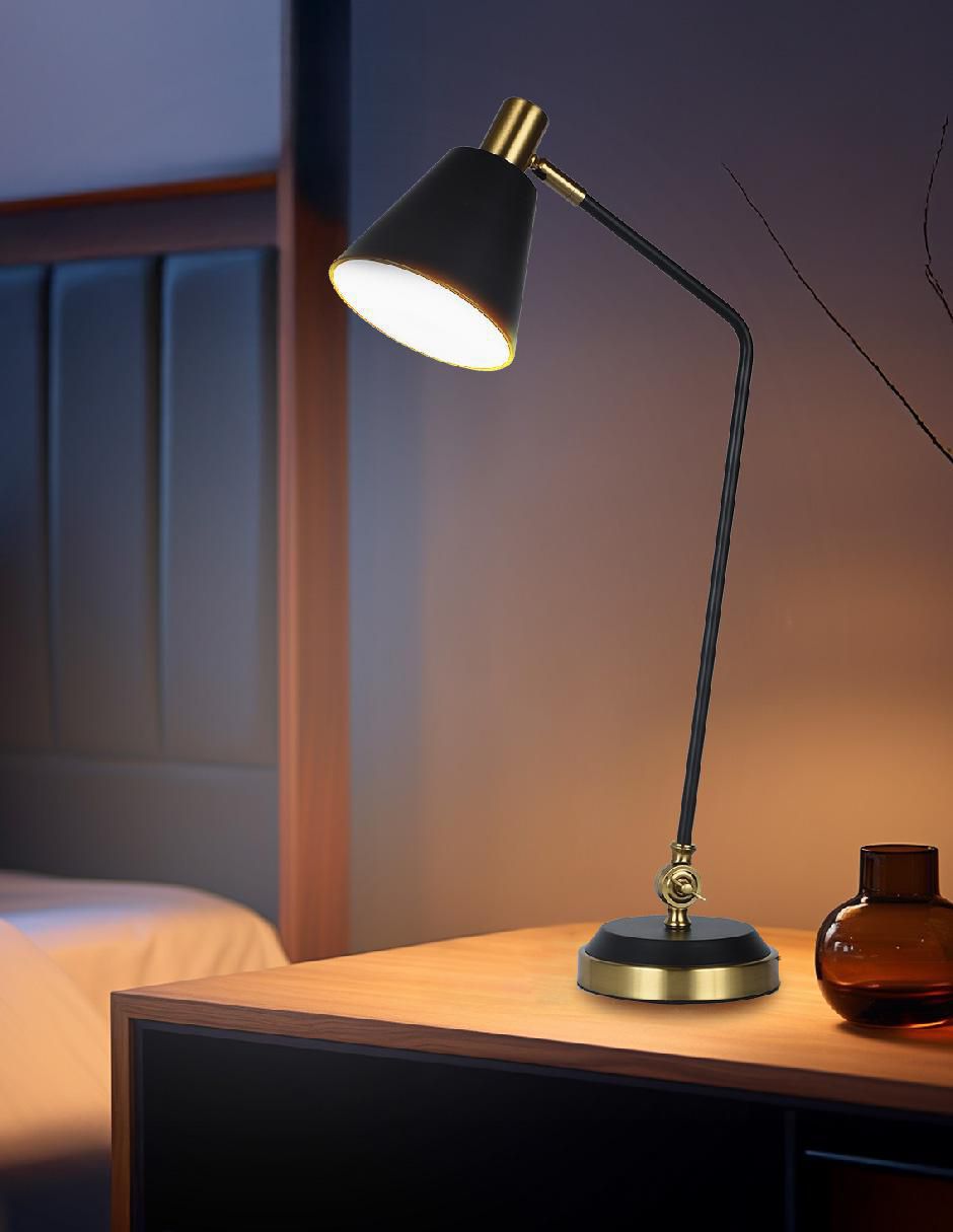Lámpara de mesa LED Class 3