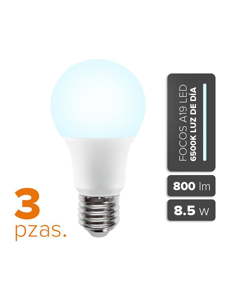 Foco LED 8 W de consumo y de iluminación 800 lúmenes