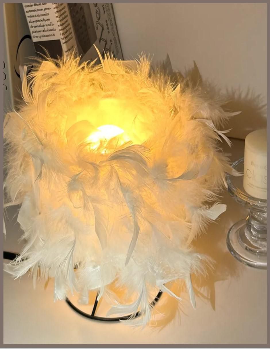 Lampara mesa led de Plumas de color blanco 1 pieza 4
